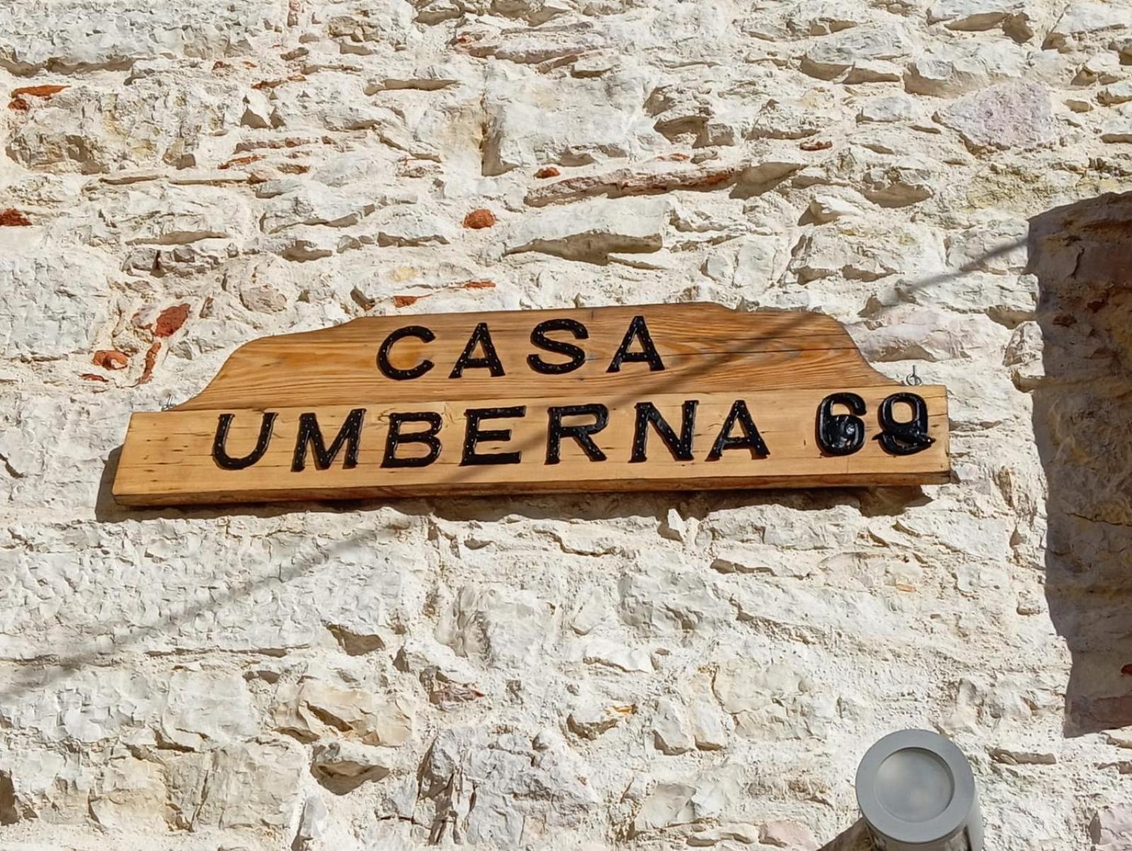 Casa Umberna Villa อาเซียโก ภายนอก รูปภาพ